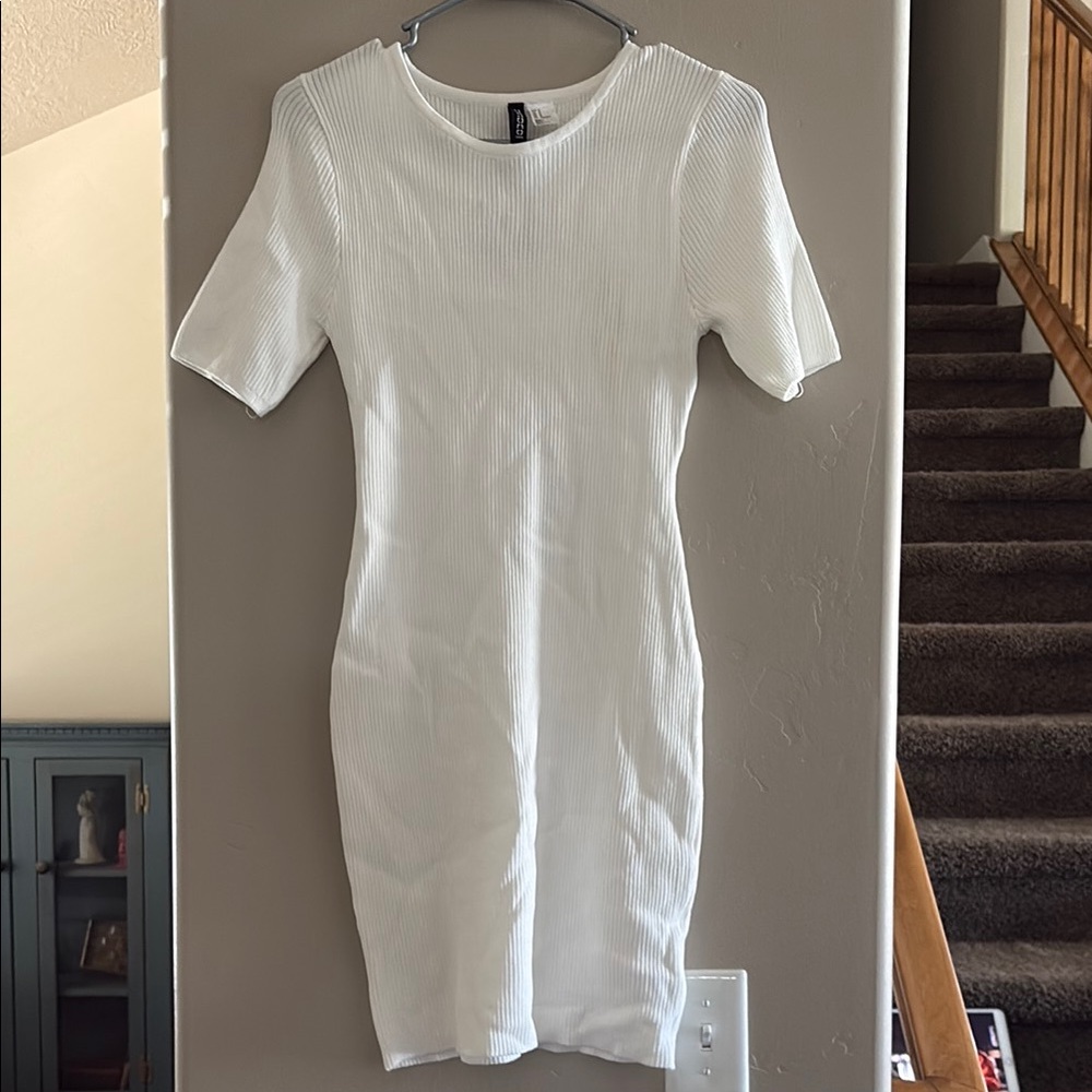 White Ribbed Short Sleeve Dress